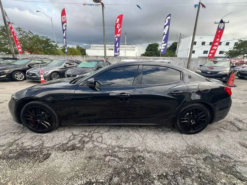 2017 Maserati Ghibli 3rd Gen - Image 3 of 11