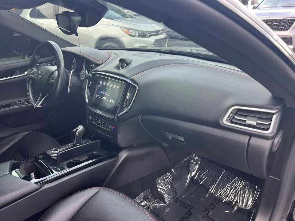 2017 Maserati Ghibli 3rd Gen - Image 6 of 11