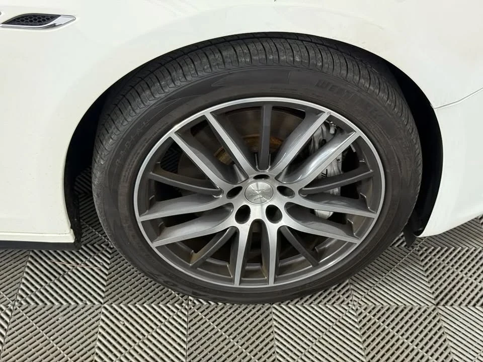 2017 Maserati Ghibli 3rd Gen - Image 10 of 13
