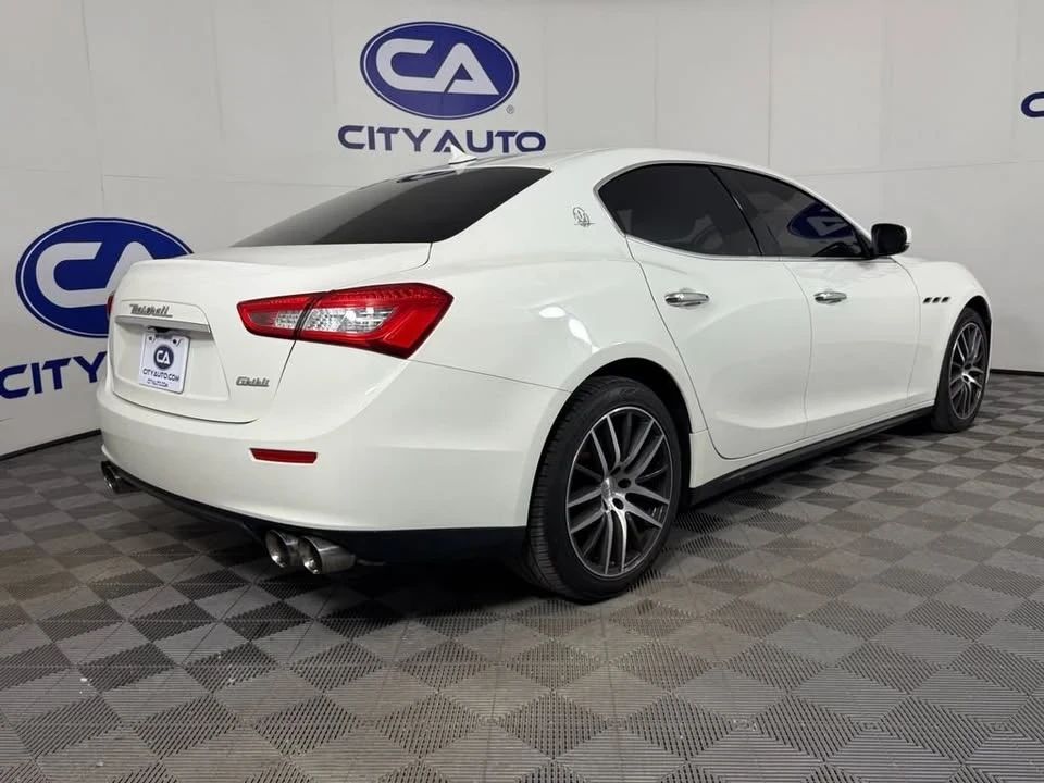 2017 Maserati Ghibli 3rd Gen - Image 4 of 19
