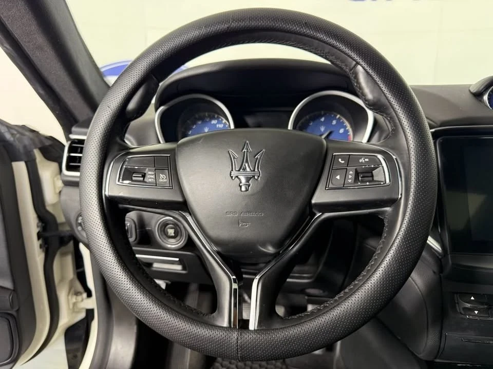 2017 Maserati Ghibli 3rd Gen - Image 17 of 19