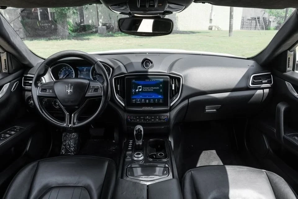 2017 Maserati Ghibli 3rd Gen - Image 3 of 9