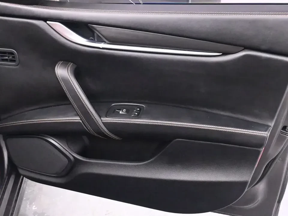 2017 Maserati Ghibli 3rd Gen - Image 19 of 20