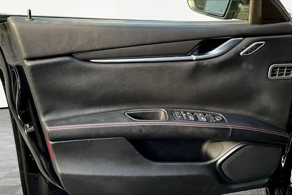 2017 Maserati Ghibli 3rd Gen - Image 19 of 20