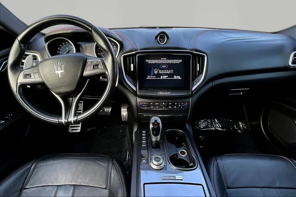 2017 Maserati Ghibli 3rd Gen - Image 7 of 20