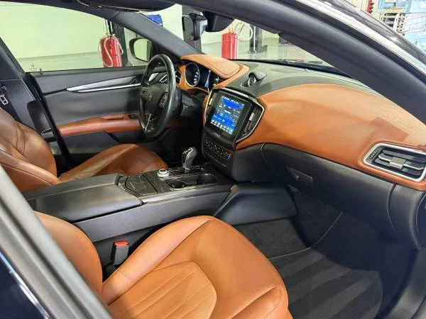 2017 Maserati Ghibli 3rd Gen - Image 10 of 21