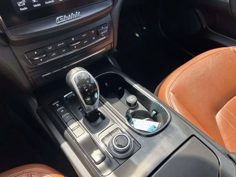 2017 Maserati Ghibli 3rd Gen - Image 16 of 20