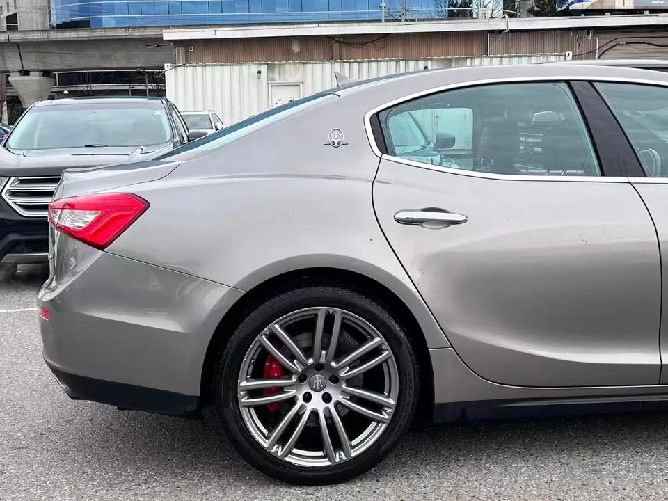 2017 Maserati Ghibli 3rd Gen - Image 7 of 19