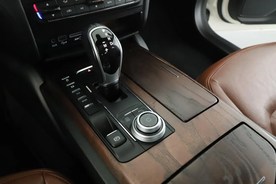 2017 Maserati Ghibli 3rd Gen - Image 7 of 12