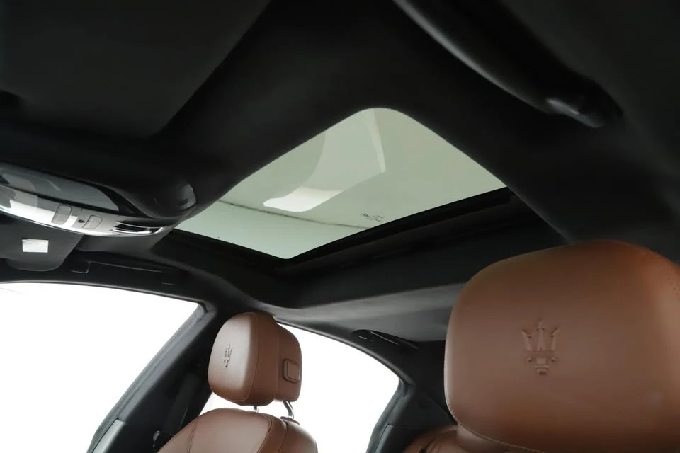 2017 Maserati Ghibli 3rd Gen - Image 6 of 12