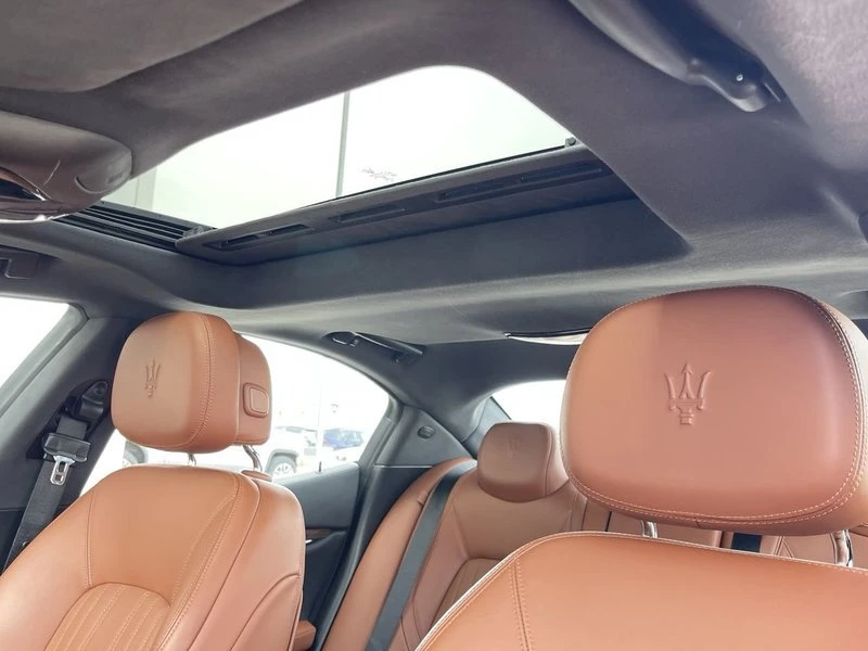 2017 Maserati Ghibli 3rd Gen - Image 17 of 19