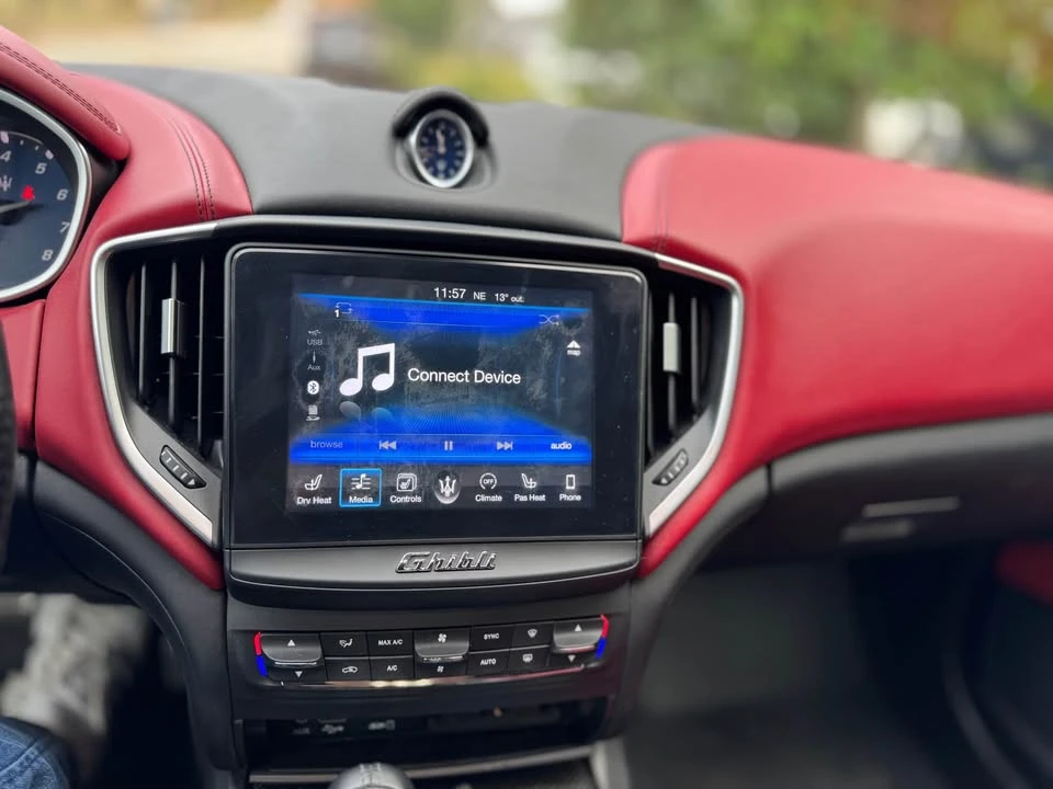 2017 Maserati Ghibli 3rd Gen - Image 9 of 19