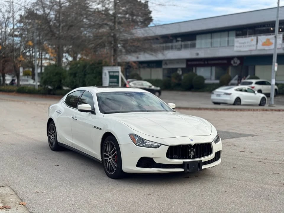 2017 Maserati Ghibli 3rd Gen - Image 5 of 19