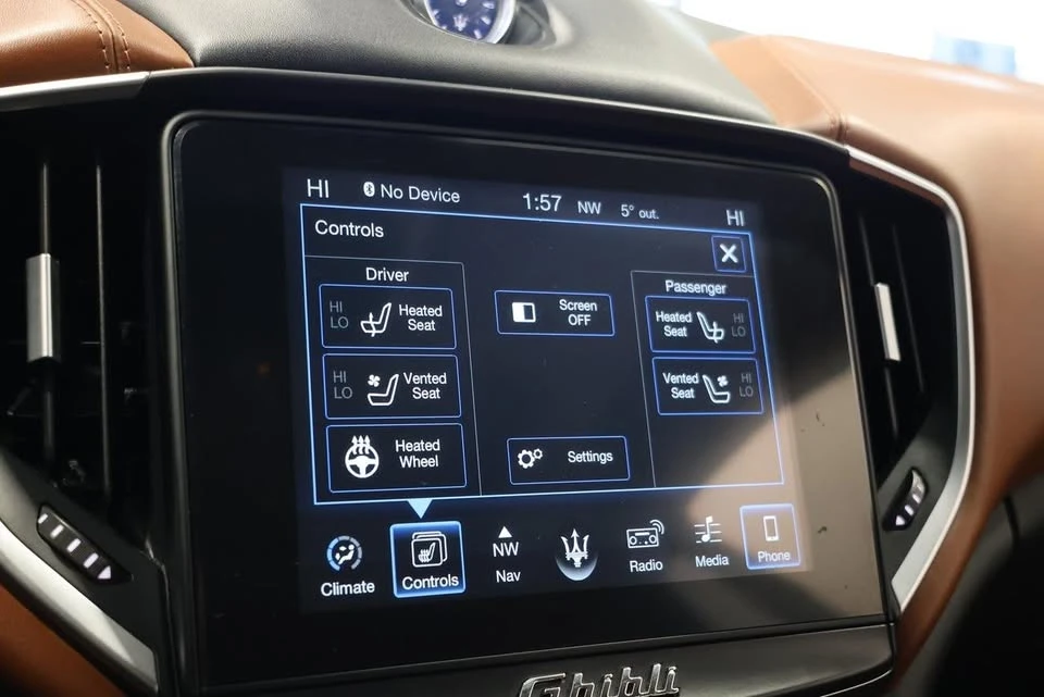 2017 Maserati Ghibli 3rd Gen - Image 15 of 20