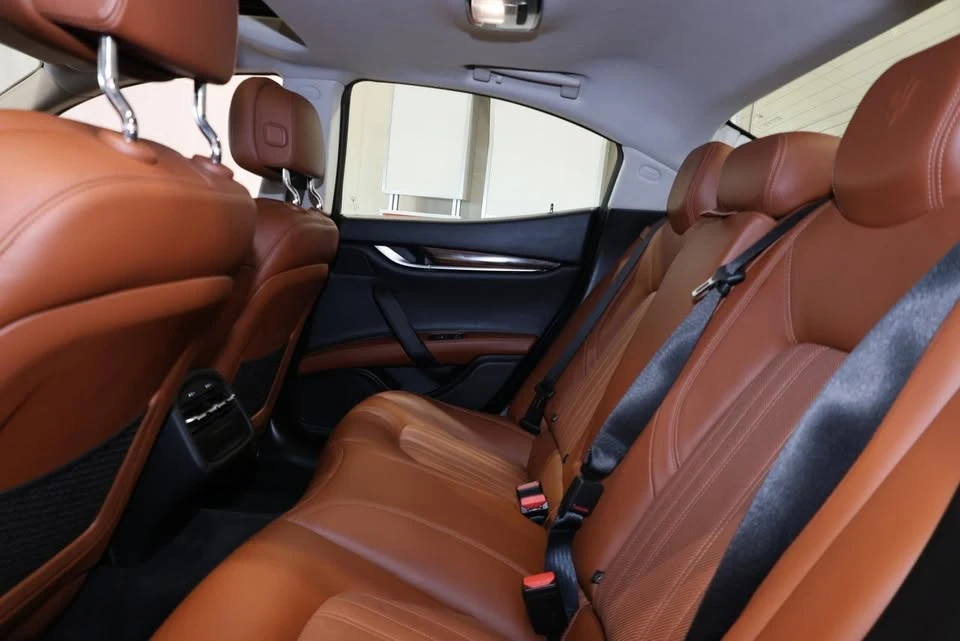 2017 Maserati Ghibli 3rd Gen - Image 10 of 20