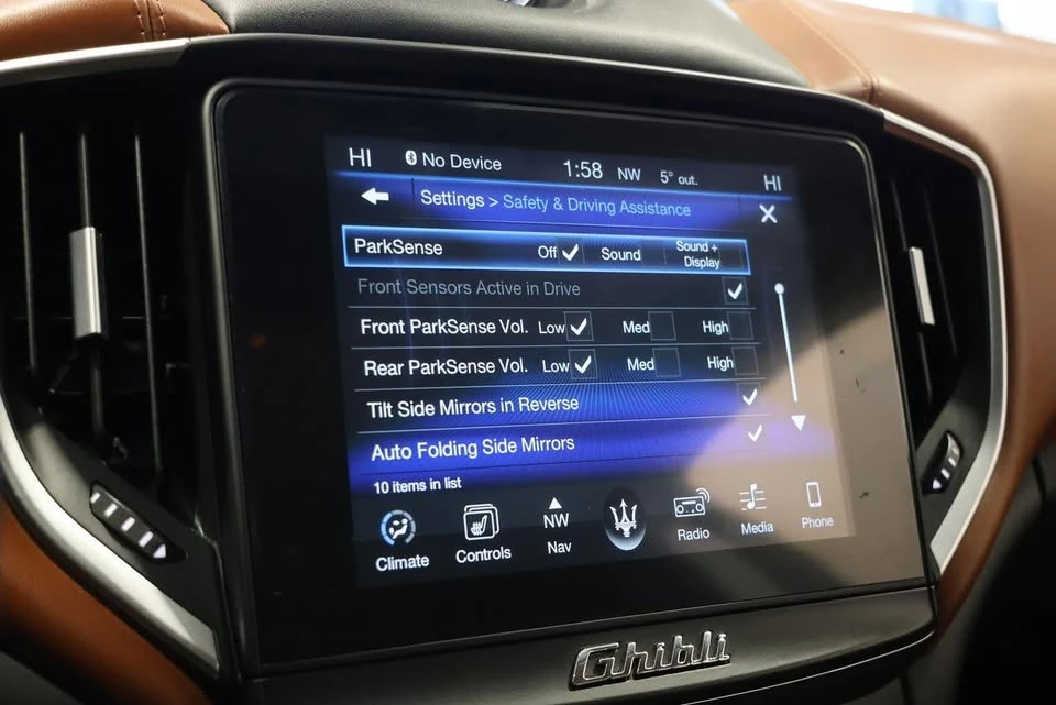2017 Maserati Ghibli 3rd Gen - Image 17 of 20