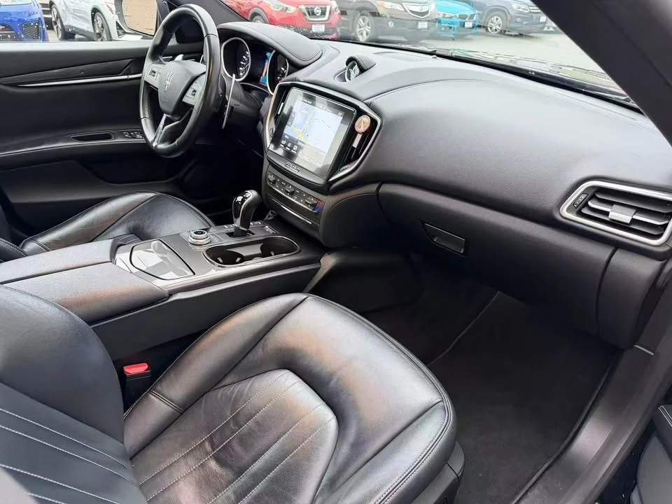 2017 Maserati Ghibli 3rd Gen - Image 17 of 18