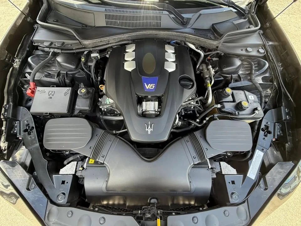 2017 Maserati Ghibli 3rd Gen - Image 17 of 19