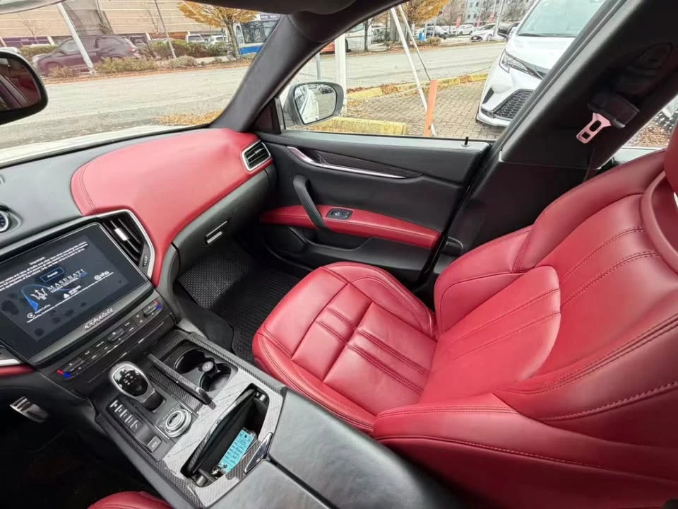 2017 Maserati Ghibli 3rd Gen - Image 19 of 20
