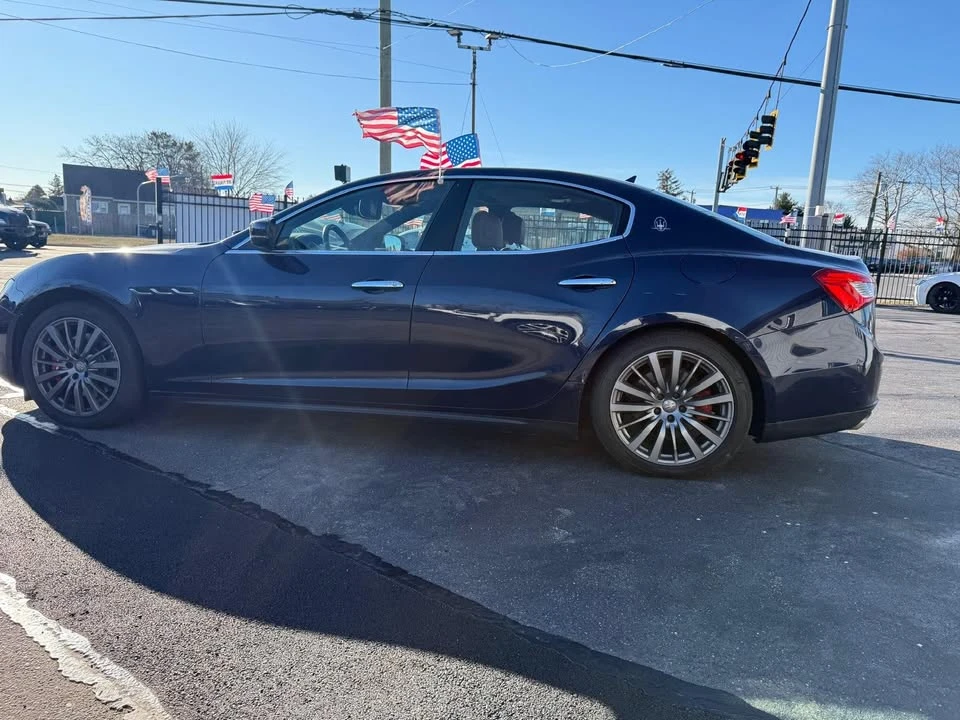 2017 Maserati Ghibli 3rd Gen - Image 7 of 11