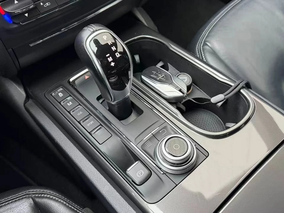 2017 Maserati Ghibli 3rd Gen - Image 15 of 19