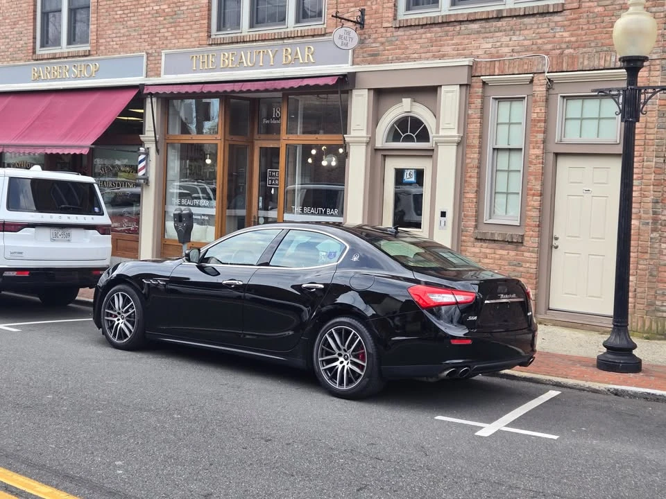 2017 Maserati Ghibli 3rd Gen - Image 2 of 11