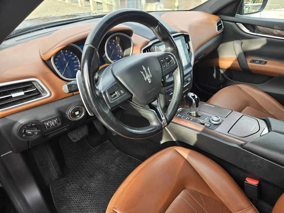 2017 Maserati Ghibli 3rd Gen - Image 8 of 16