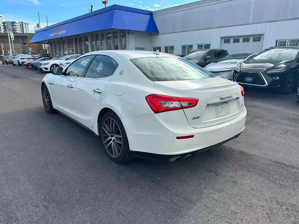 2017 Maserati Ghibli 3rd Gen - Image 7 of 20