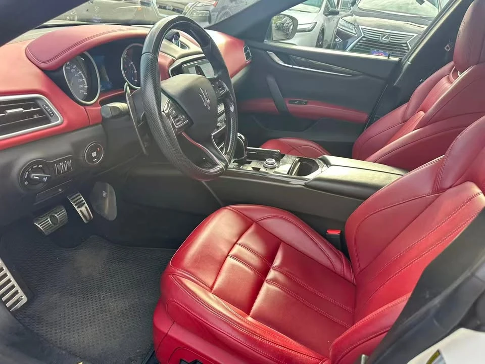 2017 Maserati Ghibli 3rd Gen - Image 10 of 20