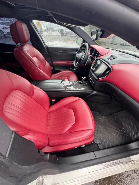 2017 Maserati Ghibli 3rd Gen - Image 7 of 11