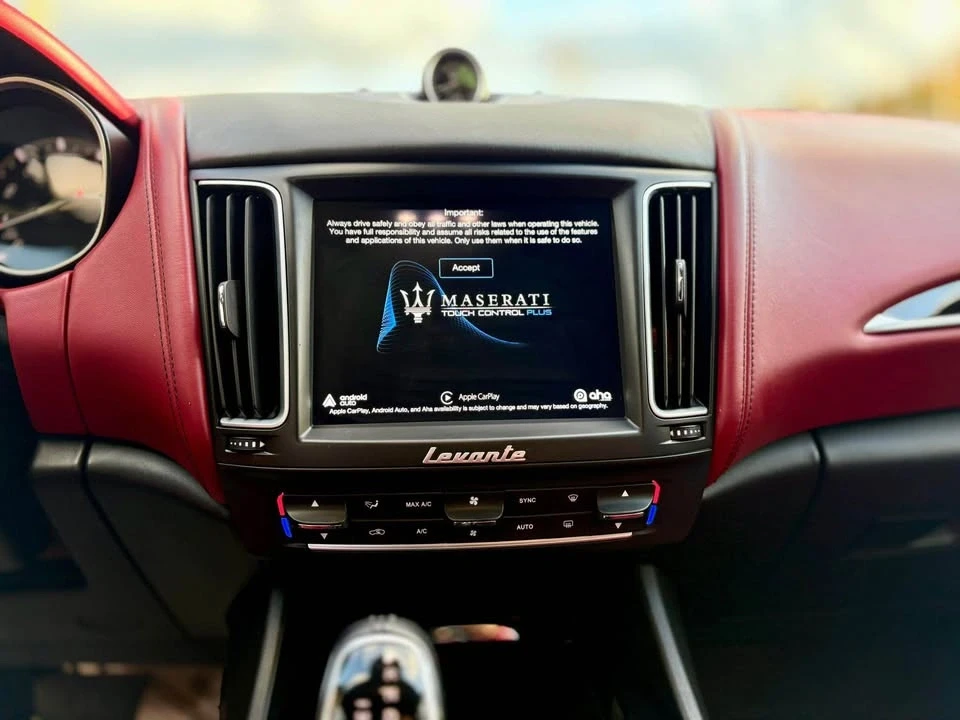 2017 Maserati Levante - Image 12 of 17