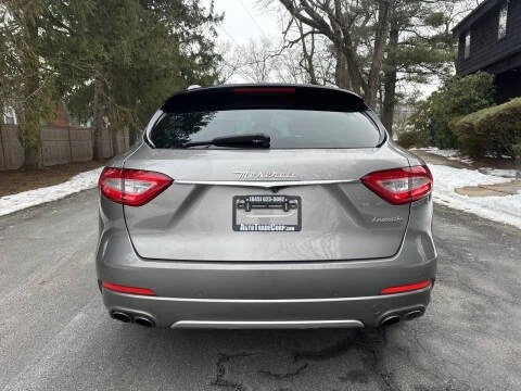 2017 Maserati Levante - Image 4 of 19