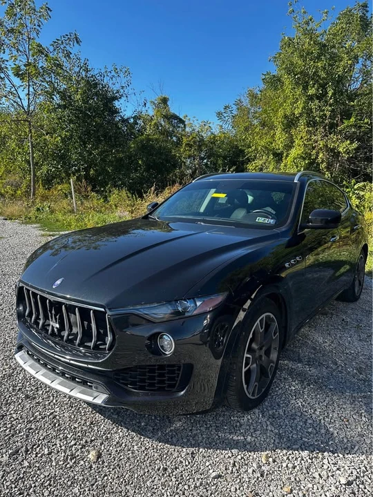 2017 Maserati Levante - Image 2 of 9