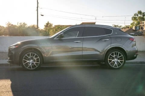 2017 Maserati Levante - Image 2 of 19