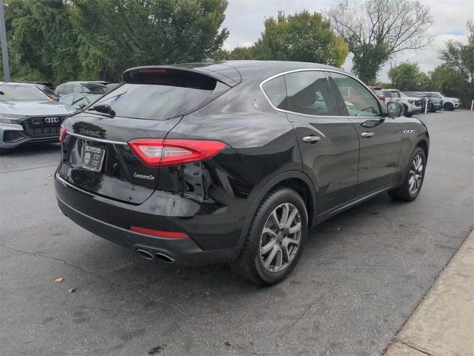 2017 Maserati Levante - Image 3 of 13