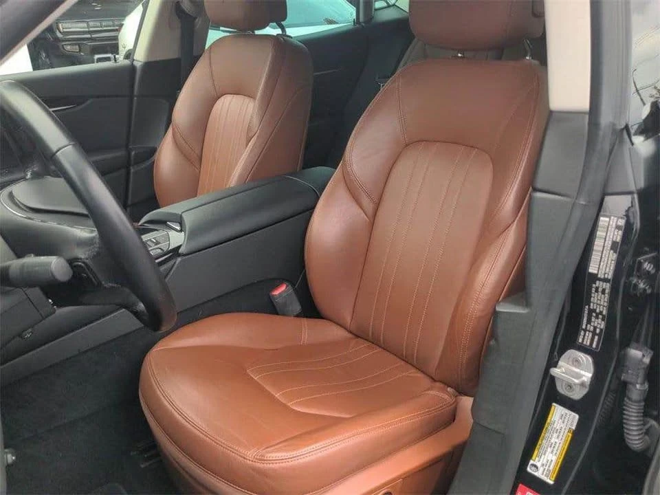 2017 Maserati Levante - Image 8 of 13
