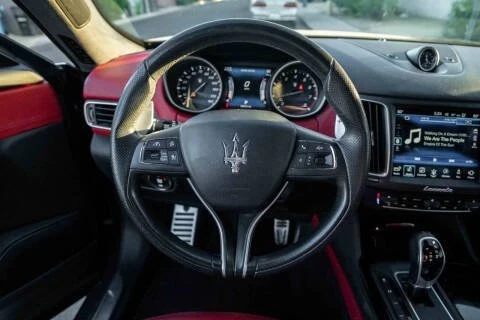 2017 Maserati Levante - Image 11 of 19