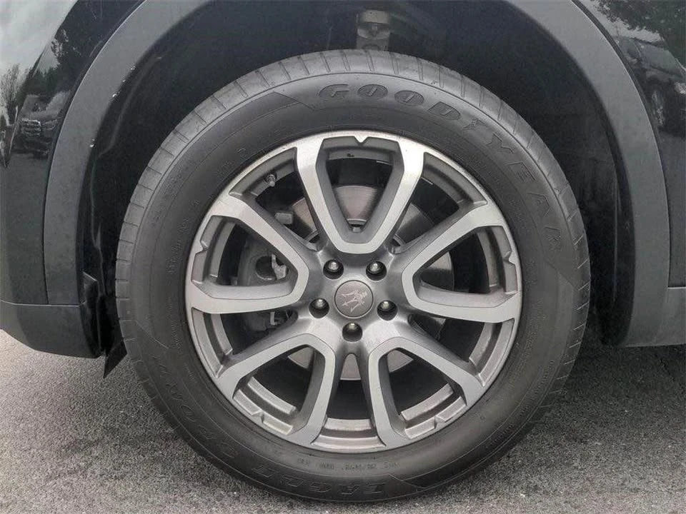 2017 Maserati Levante - Image 12 of 13