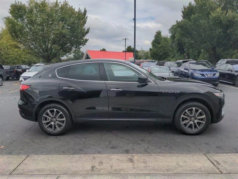 2017 Maserati Levante - Image 4 of 13