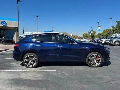 2017 Maserati Levante - Image 4 of 20