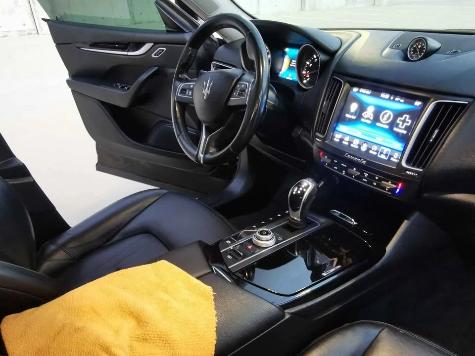 2017 Maserati Levante - Image 8 of 9
