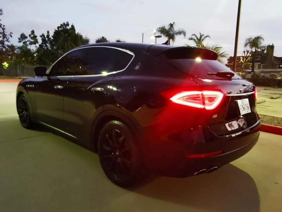 2017 Maserati Levante - Image 9 of 9