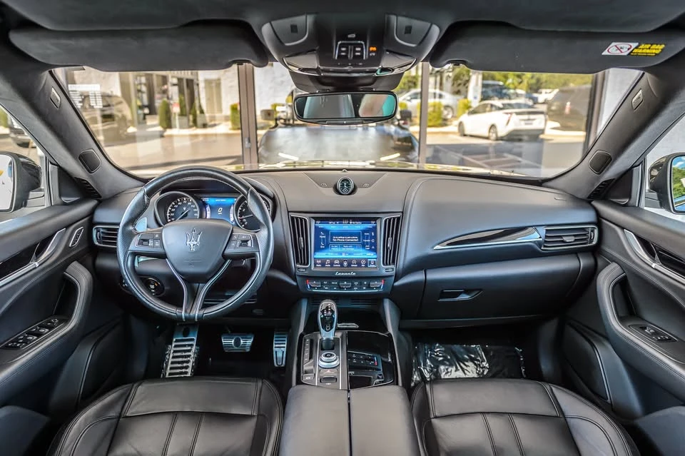 2017 Maserati Levante - Image 2 of 20