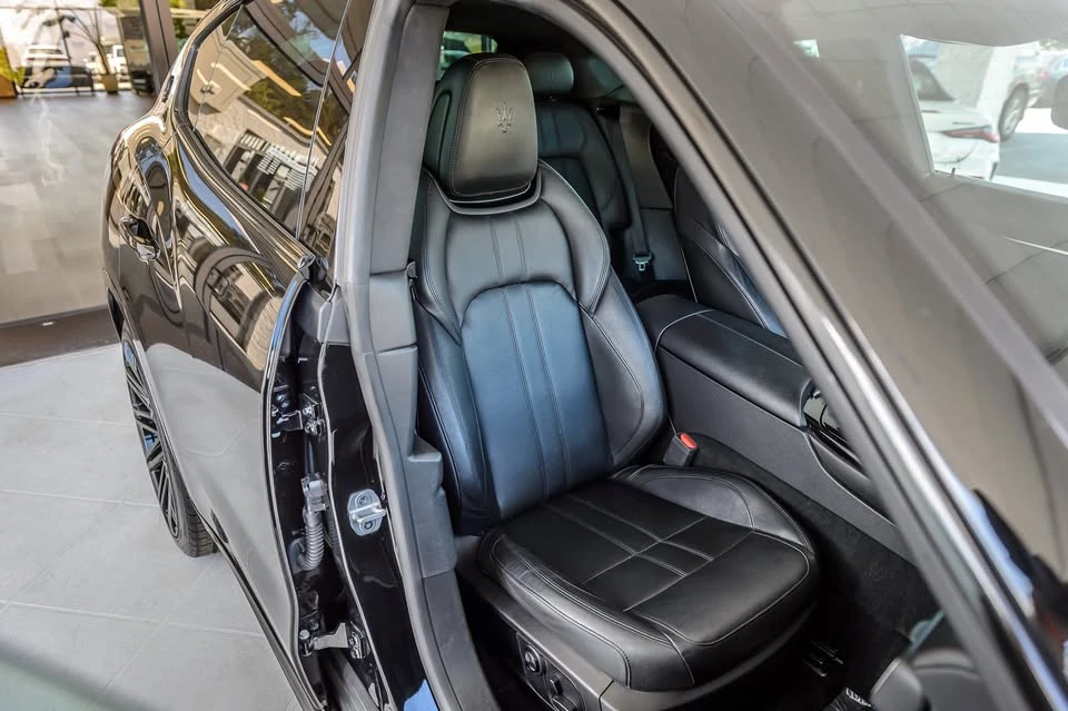 2017 Maserati Levante - Image 16 of 20