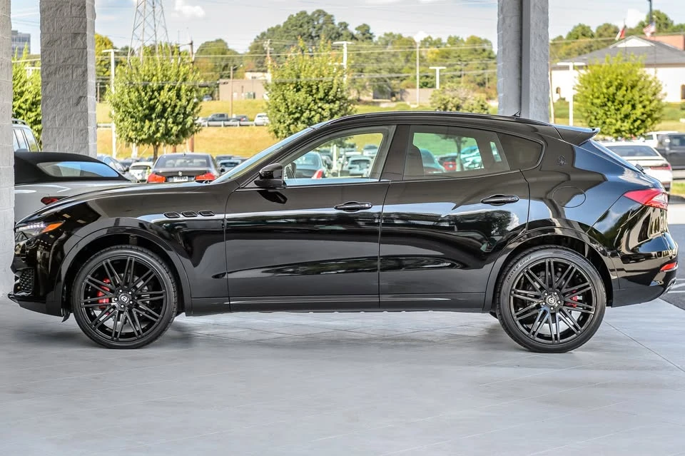 2017 Maserati Levante - Image 18 of 20