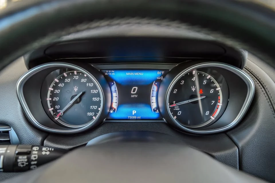 2017 Maserati Levante - Image 7 of 20
