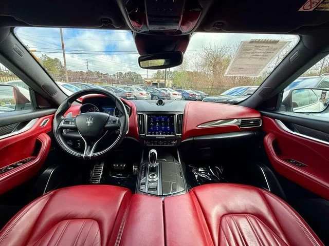 2017 Maserati Levante - Image 17 of 19