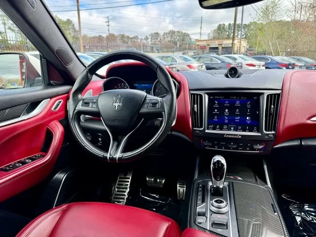 2017 Maserati Levante - Image 18 of 19
