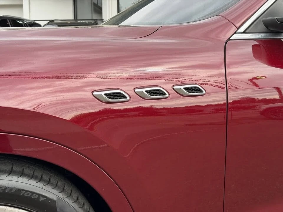 2017 Maserati Levante - Image 16 of 19