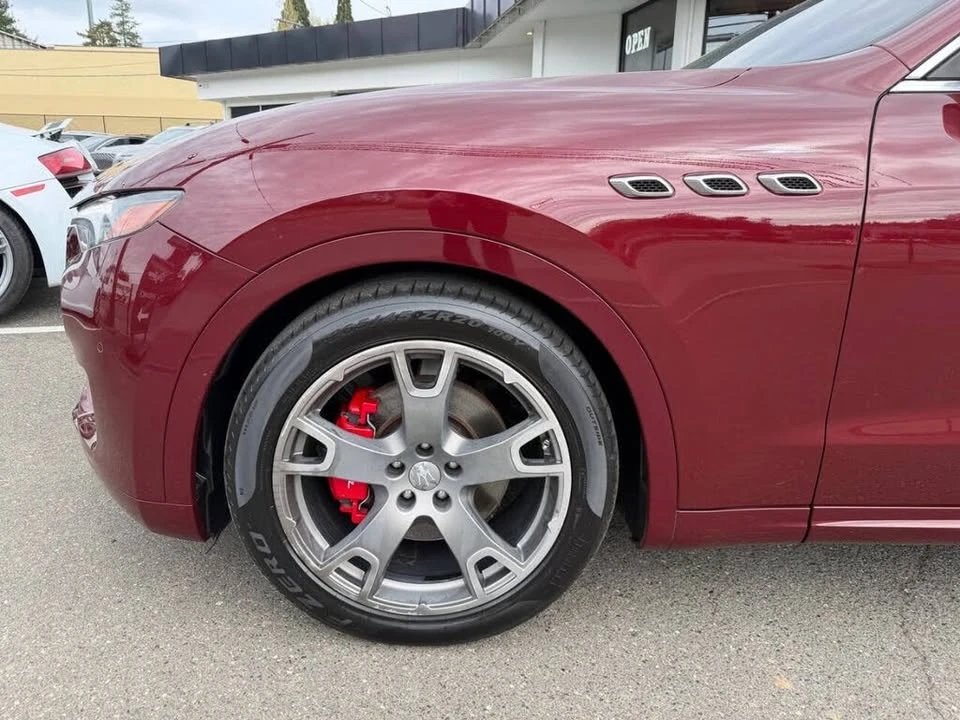2017 Maserati Levante - Image 15 of 19